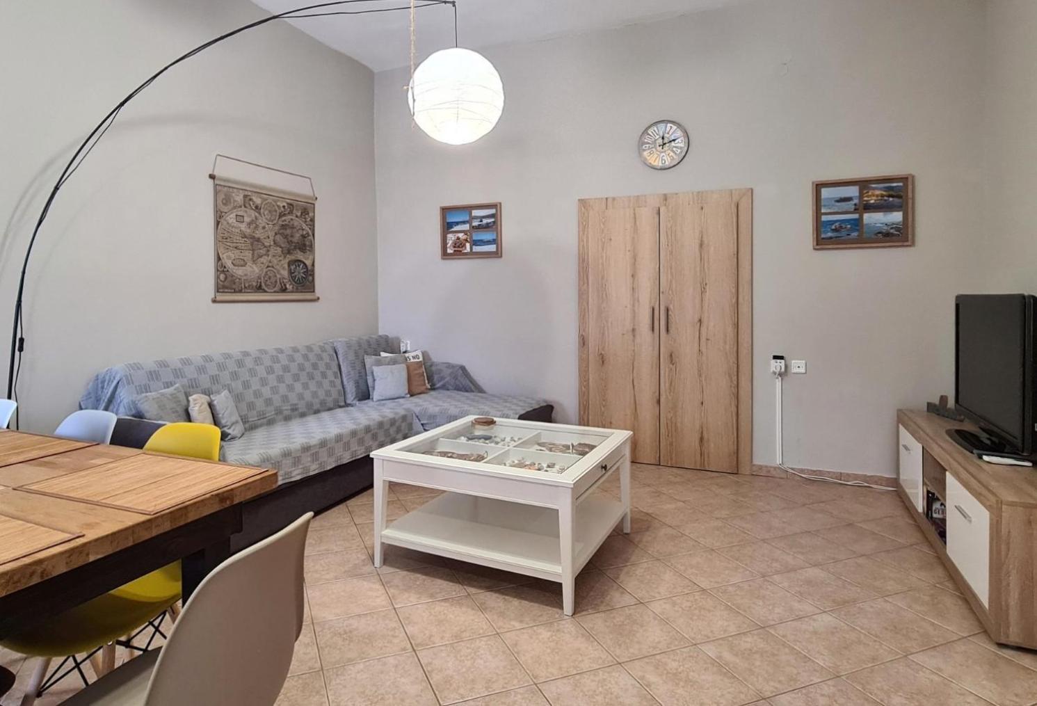 Colimbos Accommodation, 2 Min From The Beach Sfinárion Exterior foto